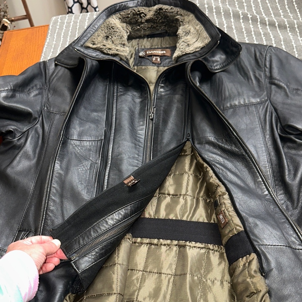 Sz XL Men’s Danier Black Winter Leather Jacket Removable Collar 3M Insulated